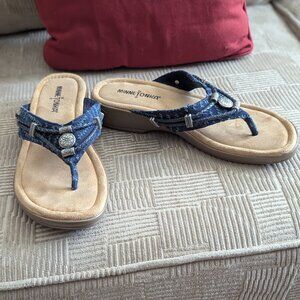 Minnetonka Silverbay Sandal - Size 7